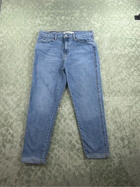 Levi's Women's Boyfriend Jeans in Light Blue Wash